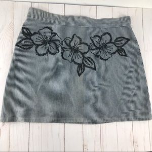 Striped mini skirt back embroidered flower ms 8